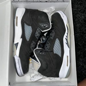 AIR JORDAN 5